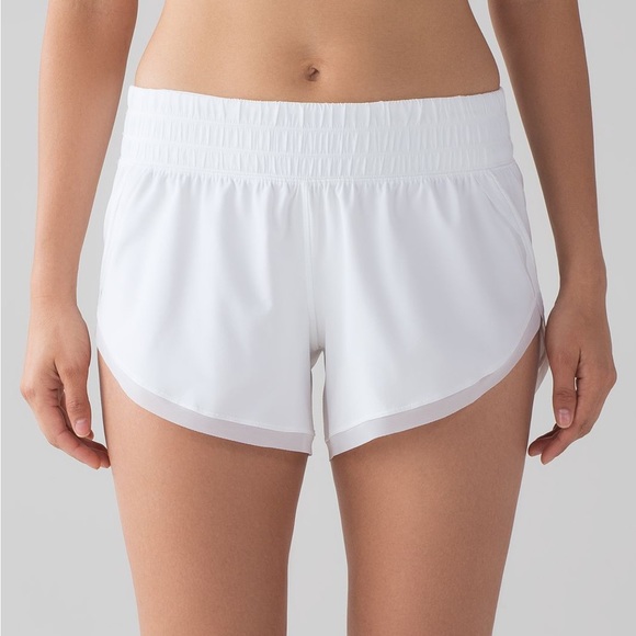 Lululemon Anew White Running shorts 4 inch - Picture 1 of 12
